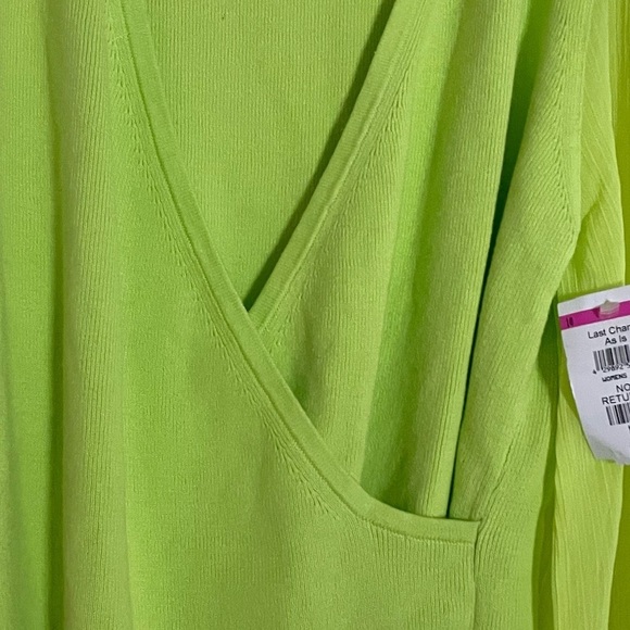 French connection, stunning 
lime, green sheer sleeves
Deep V Front
New w/tTags - Picture 10 of 11